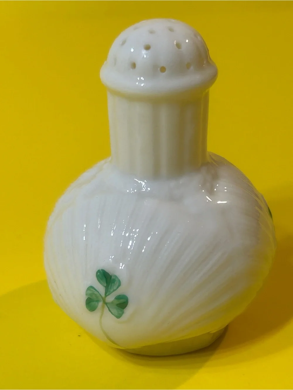 Belleek Shamrock Salt & Pepper Shaker Collector's Set 4 Pieces